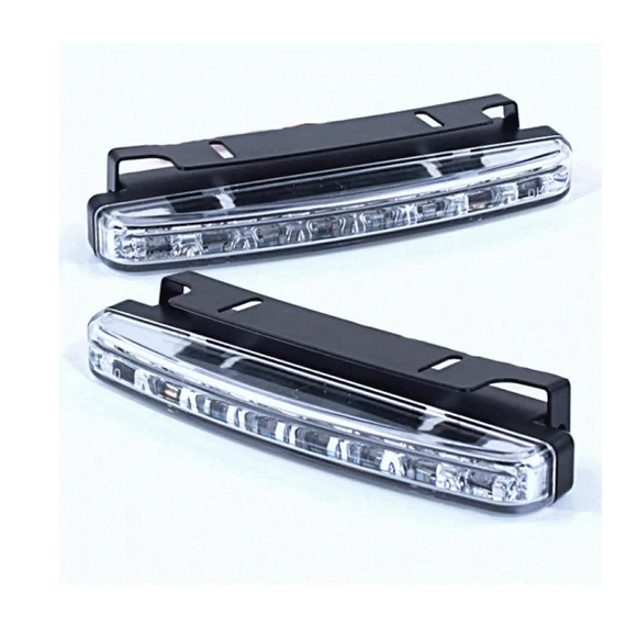 8 LED-es menetfény