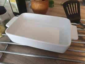 Kerámia sütőtál, téglalap alakú - fehér